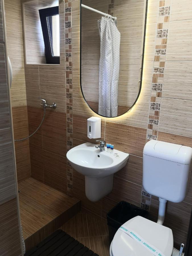 Pensiunea Clasic Buşteni Esterno foto